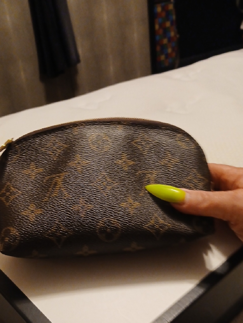 Make Up Pouch - Picture 7 of 11